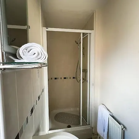 4 Bedroom House For Contractors,Family,Free Parking,Study,Internet In Ipswich Exterior photo